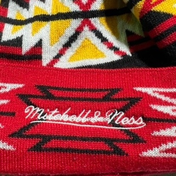 Mitchell & Ness Atlanta Hawks Beanie Red Black Yellow Geometric Pom Hat KN50Z - Picture 3 of 9